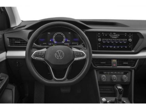 Used 2023 Volkswagen Taos SE w/ Black Wheel Package image 10