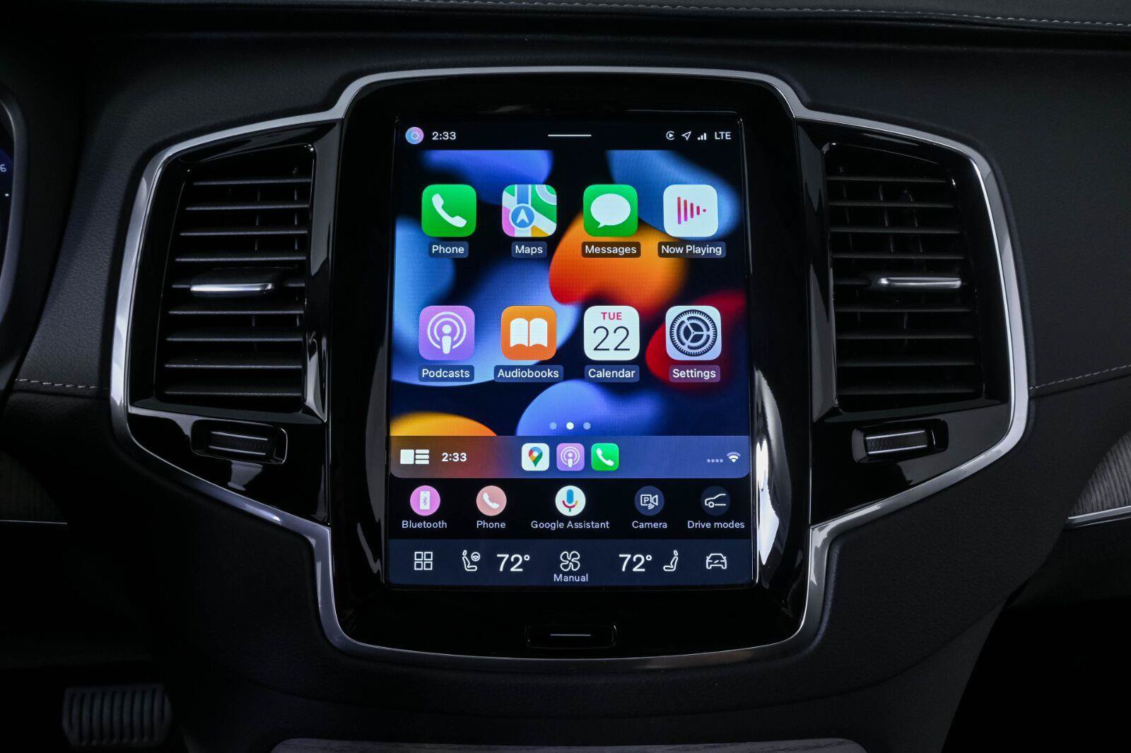 Certified 2024 Volvo XC90 B6 Ultimate w/ Protection Package AWD/4WD image 17