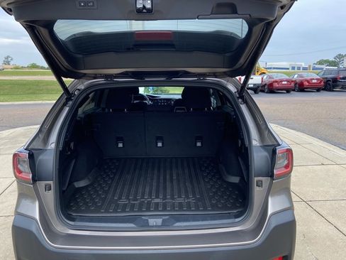 Used 2024 Subaru Outback Premium image 26