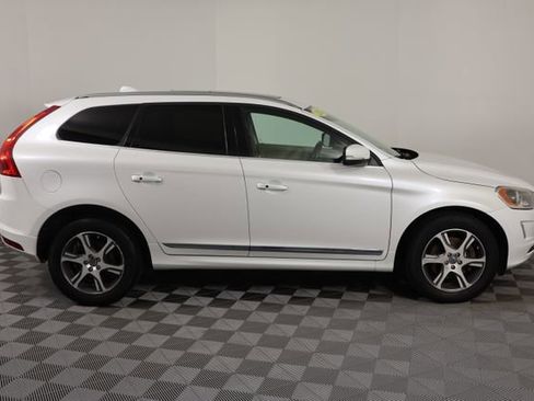 Used 2015 Volvo XC60 T6 Premier Plus AWD/4WD image 9