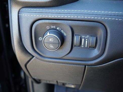 Certified 2020 RAM 3500 Limited image 28