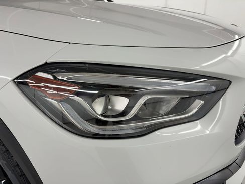 Certified 2022 Mercedes-Benz GLA 250 image 11