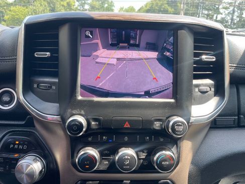 Used 2019 RAM 1500 Laramie AWD/4WD image 14