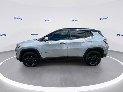 Used 2019 Jeep Compass Latitude FWD image 5