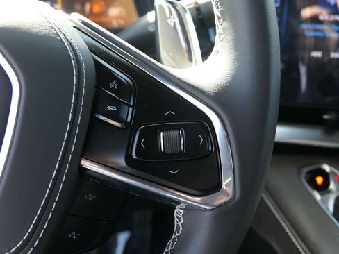 Used 2025 Chevrolet Corvette Stingray Coupe w/ 1LT image 14