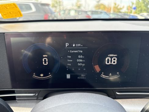 Used 2024 Hyundai Kona SEL FWD image 17