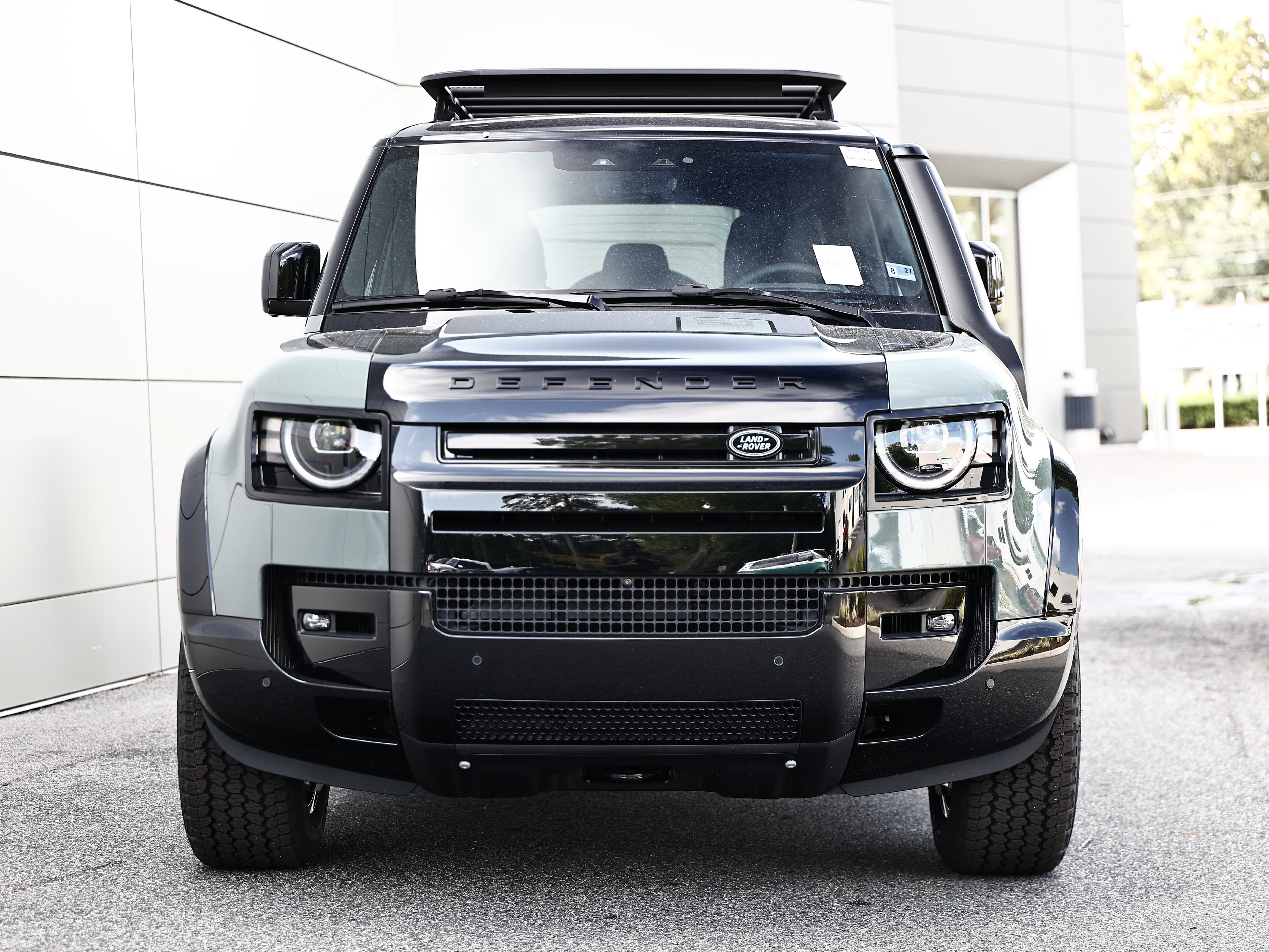 New 2026 Land Rover Defender 110 AWD/4WD image 19