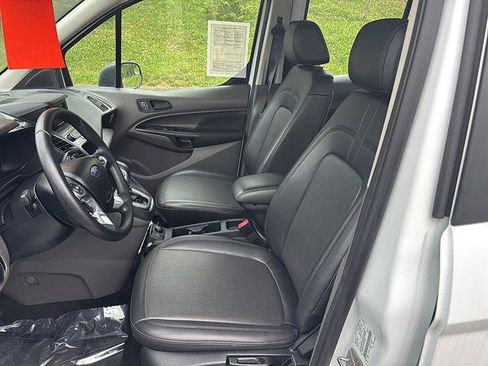 Used 2022 Ford Transit Connect XL FWD image 11
