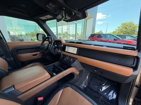 Certified 2020 Land Rover Defender 110 X image 20