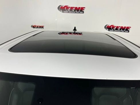 Used 2023 RAM 1500 Laramie image 5