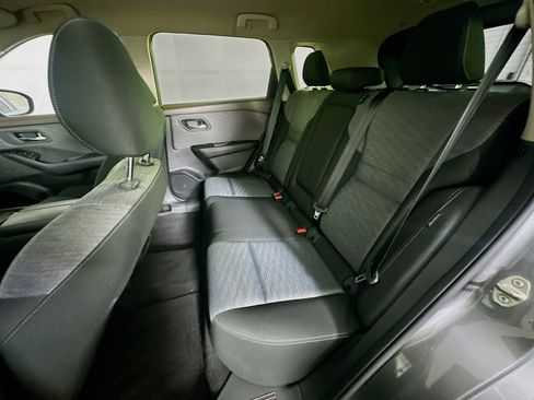 Used 2023 Nissan Rogue SV FWD image 26