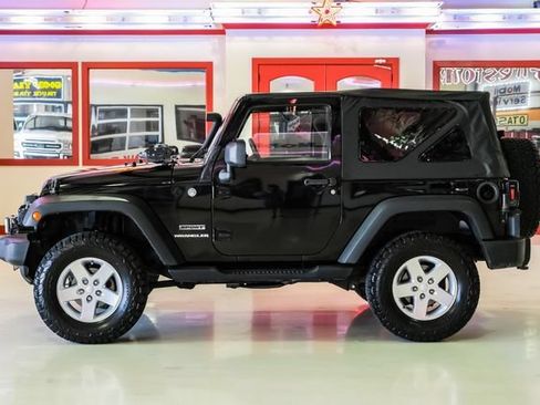 Used 2014 Jeep Wrangler Sport w/ Quick Order Package 23S AWD/4WD image 10