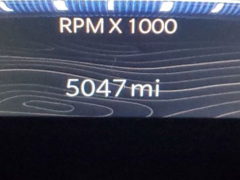 Used 2024 Jeep Grand Cherokee Limited w/ Black Appearance Package image 33