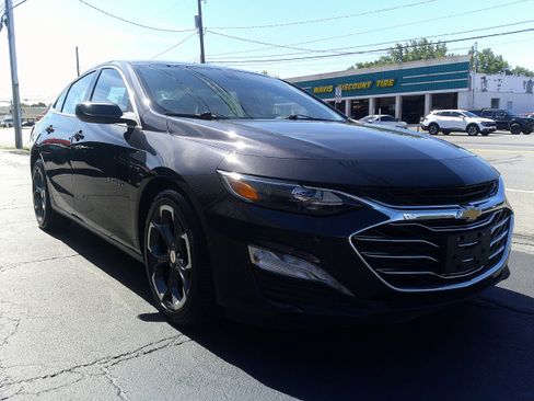Used 2022 Chevrolet Malibu LT image 7