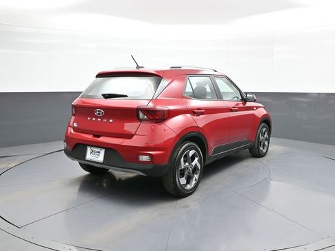 Certified 2023 Hyundai Venue Limited FWD image 6