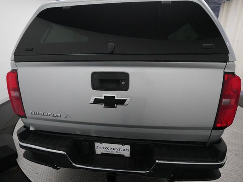 Used 2017 Chevrolet Colorado Z71 AWD/4WD image 24