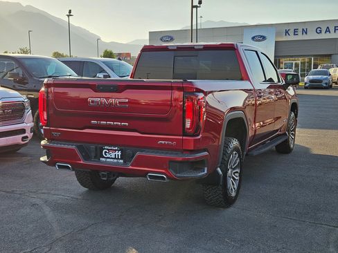 Used 2023 GMC Sierra 1500 AT4 w/ AT4 Premium Package AWD/4WD image 3