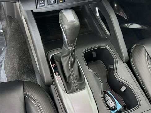 Certified 2022 Nissan Frontier SV w/ SV Premium Package RWD image 18