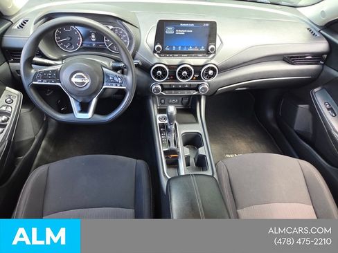 Used 2024 Nissan Sentra SV FWD image 9