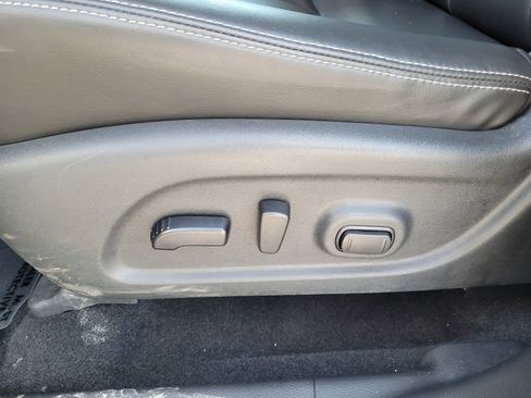 Used 2024 Nissan Murano SV image 11