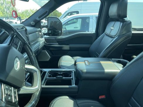 Used 2023 Ford F250 Platinum AWD/4WD image 6