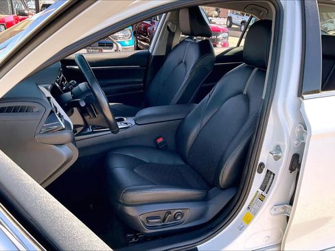 Used 2024 Toyota Camry XSE image 7