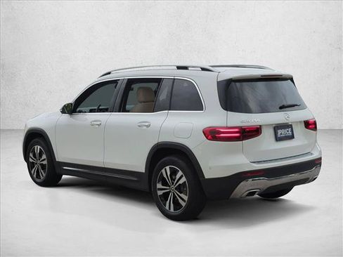 Used 2026 Mercedes-Benz GLB 250 image 8