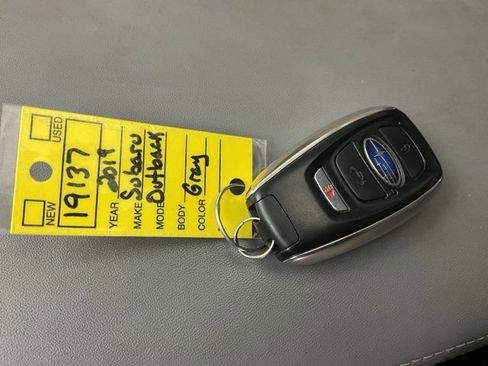 Used 2019 Subaru Outback 2.5i Limited image 28