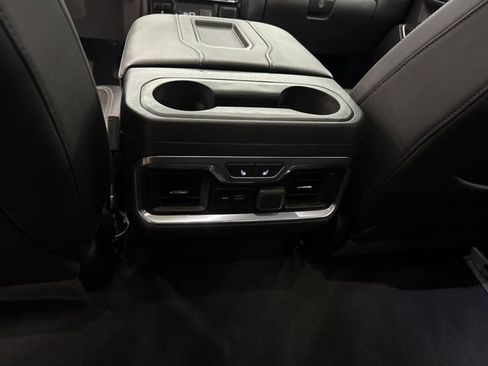 Used 2020 GMC Sierra 1500 SLT w/ SLT Premium Plus Package image 9