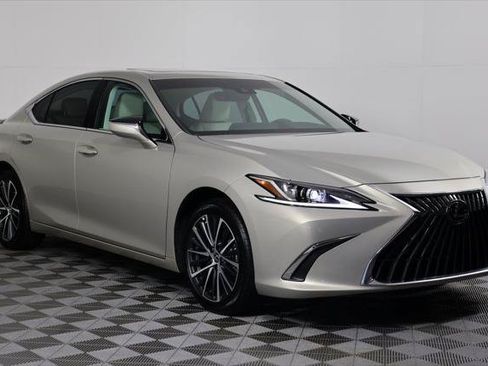 Certified 2025 Lexus ES 300h w/ Premium Package FWD image 3