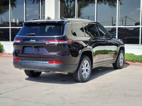 Certified 2022 Jeep Grand Cherokee L Limited w/ Luxury Tech Group II image 7