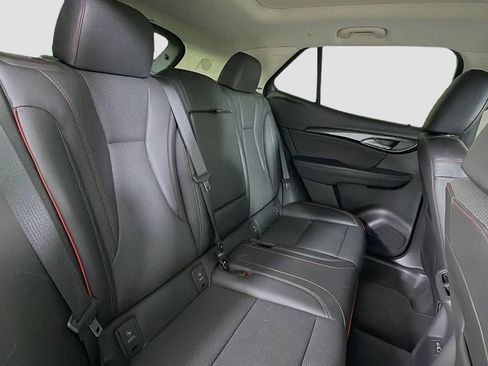 Used 2023 Buick Envision Essence w/ Sport Touring Package image 32