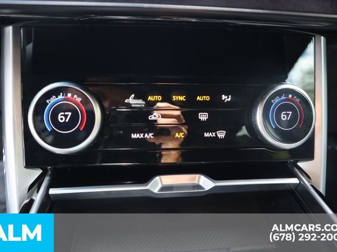 Used 2023 Land Rover Range Rover SE image 38