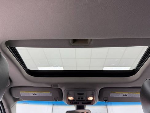 Used 2015 Cadillac ATS Luxury w/ Sun And Sound Package image 33