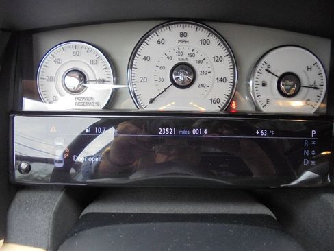 Used 2011 Rolls-Royce Ghost image 20