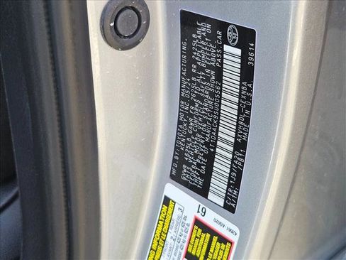 Used 2025 Toyota Camry LE FWD image 30