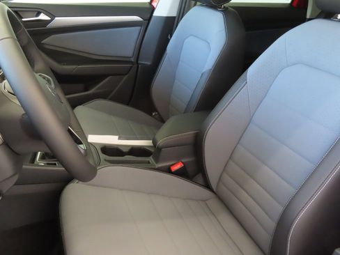 New 2026 Volkswagen Jetta SE FWD image 11