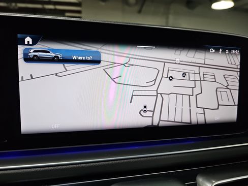 New 2026 Mercedes-Benz GLS 450 4MATIC image 25