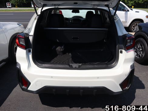 Used 2024 Subaru Crosstrek 2.5i Limited AWD/4WD image 25