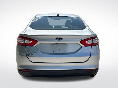 Used 2016 Ford Fusion S FWD image 4