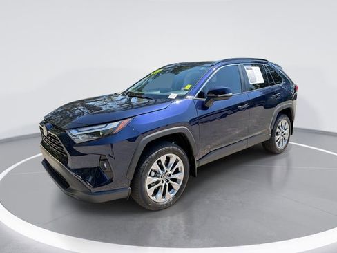 Used 2025 Toyota RAV4 XLE Premium FWD image 1