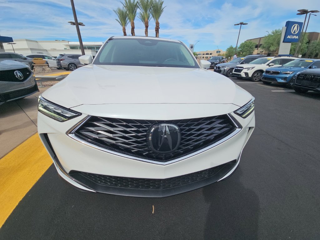 Used 2025 Acura MDX FWD image 2