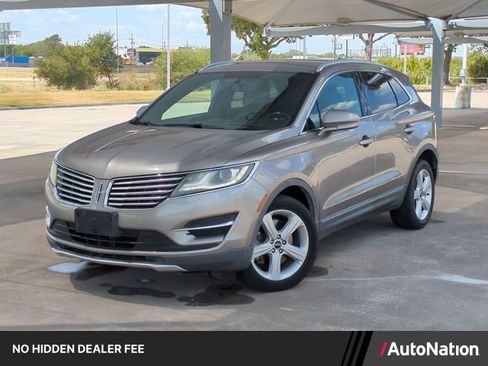 Used 2017 Lincoln MKC Premiere FWD image 1