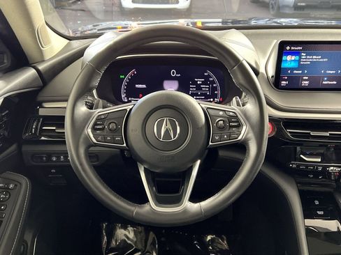 Used 2023 Acura MDX SH-AWD w/ Technology Package image 16