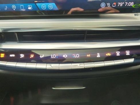 Used 2025 Cadillac Lyriq Sport AWD/4WD image 51