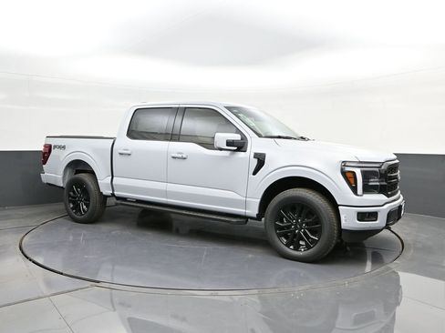 Used 2025 Ford F150 Lariat w/ Equipment Group 501A Mid AWD/4WD image 13