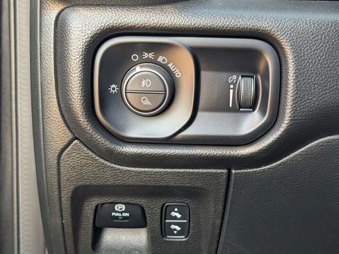 Used 2022 RAM 1500 Lone Star RWD image 22