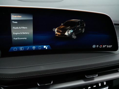 Used 2025 Cadillac XT4 Premium Luxury image 22