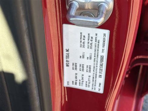 Used 2020 Tesla Model 3 Standard Range Plus image 9