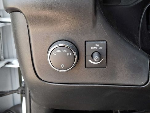 Used 2025 Chevrolet Express 2500 w/ Driver Convenience Package RWD image 22